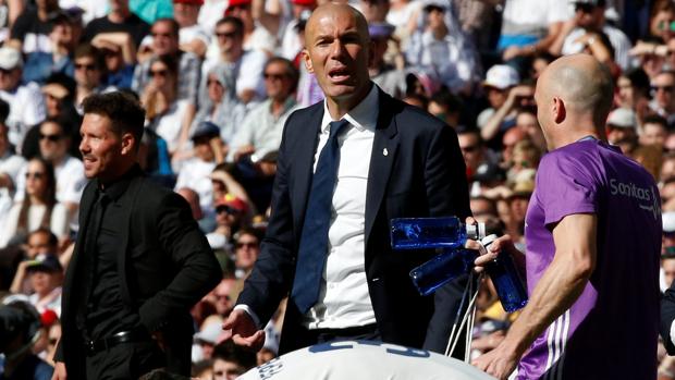 Zidane, criticado por los cambios