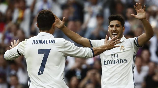 El Real Madrid juega con 22