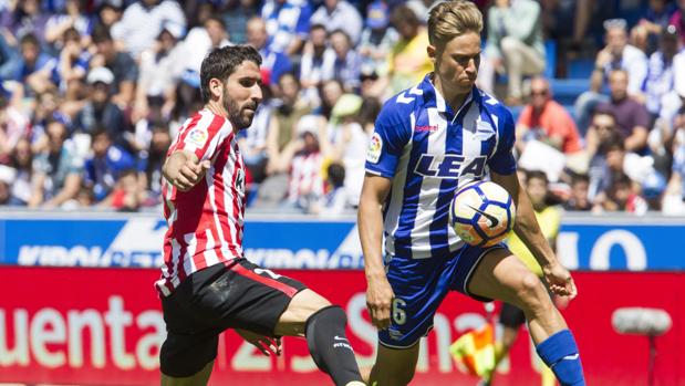 Llorente, Theo y Vallejo, «red bull» para el campeón