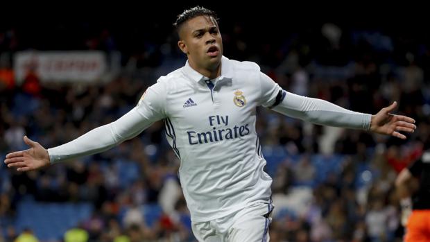 Zidane, clave en el traspaso de Mariano al Lyon