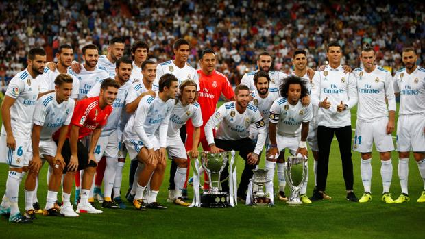 El Madrid recibió el trofeo de La Liga