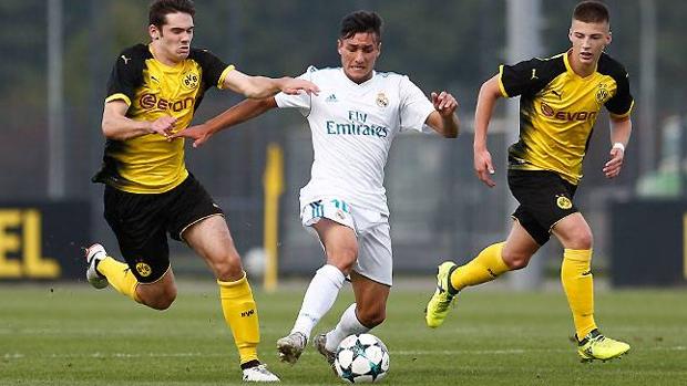 El Dortmund golea al Madrid de Guti
