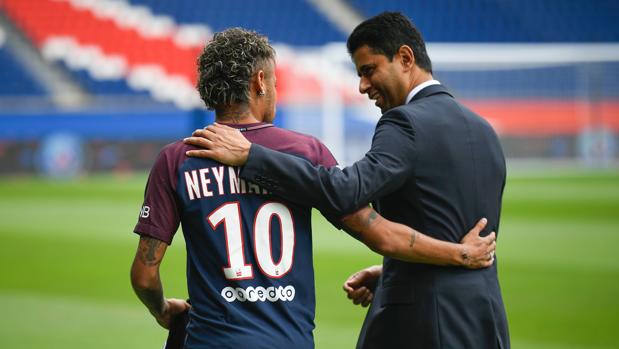 El PSG tasará a Neymar en 322 millones