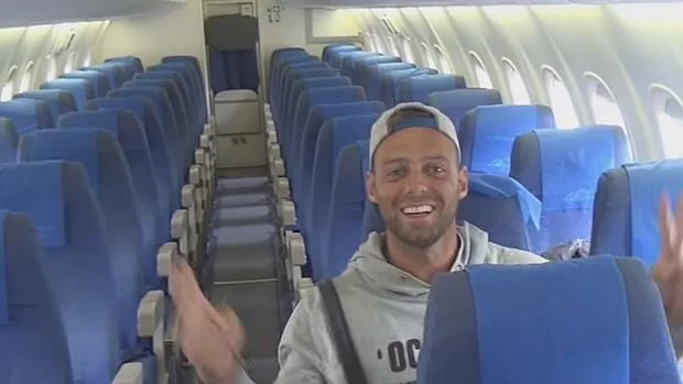 Alex Simon ha podido disfrutar de una travesía única en un improvisado jet privado