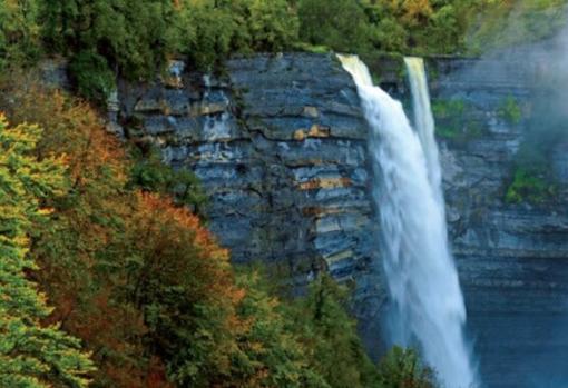 La cascada de Gujuli es uno de los grandes atractivos del Parque Natural de Gorbeia