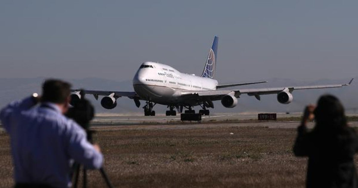 Evacúan un avión después de que un joven mostrara al resto de pasajeros la imagen de una pistola de juguete