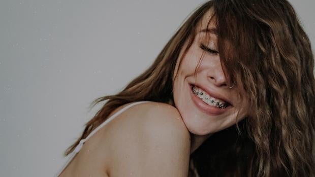 'Brackets falsos', la nueva y peligrosa moda que triunfa en Tik Tok