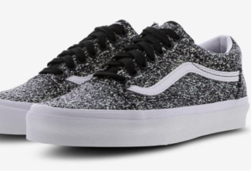 Las Vans Old Skool lucen un diseño muy equilibrado en el que se puede jugar con muchos estampados distintos