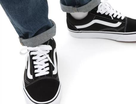 Las Old Skool son el diseño más conocido de Vans, zapatillas bajas que aportan estilo a cualquier outfit.