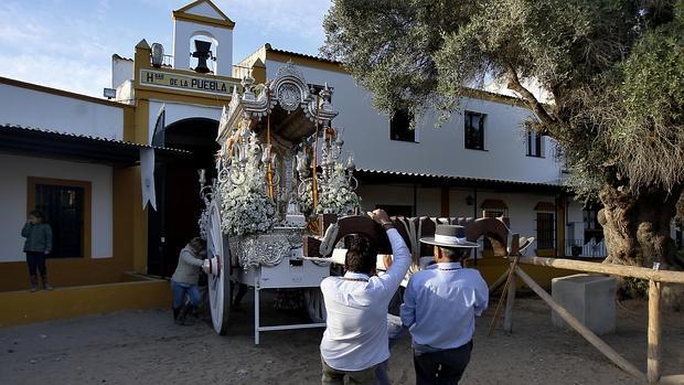 La hermandad de Puebla de regreso en una foto de archivo