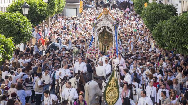 El Rocío 2018: La marea rociera de Huelva se pone en camino