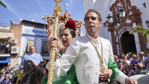 Almonte parte hacia un Rocío centenario