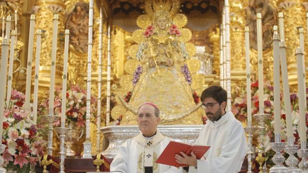 El Rocío se convierte en el pórtico de la gracia de María