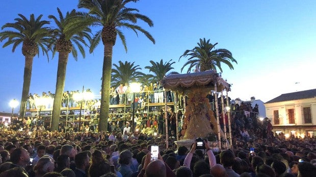 En directo la entrada de la Virgen del Rocío este Lunes de Pentecostés 2019