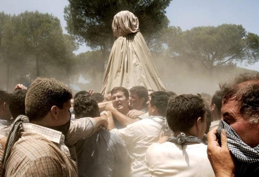 Traslado de Almonte a El Rocío de 2006