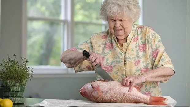 Comer pescado protege frente a la enfermedad de Alzheimer