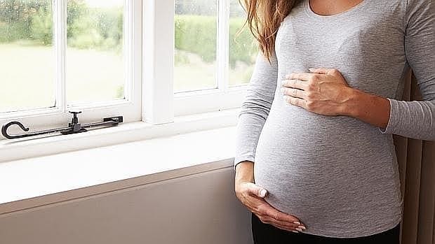 Tomar ISRS en el embarazo conlleva riesgos para el futuro bebé