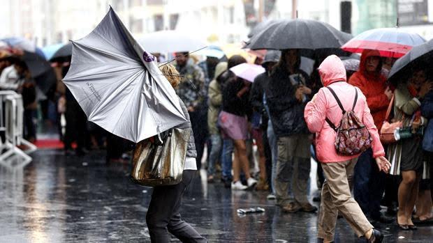 Confirmado: la lluvia no empeora el dolor en las articulaciones o en la espalda