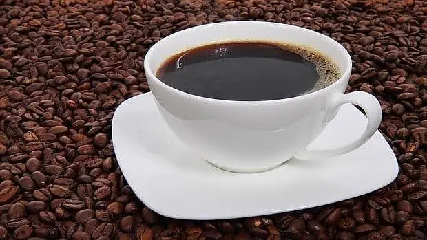 Cuatro tazas diarias de café para evitar los infartos