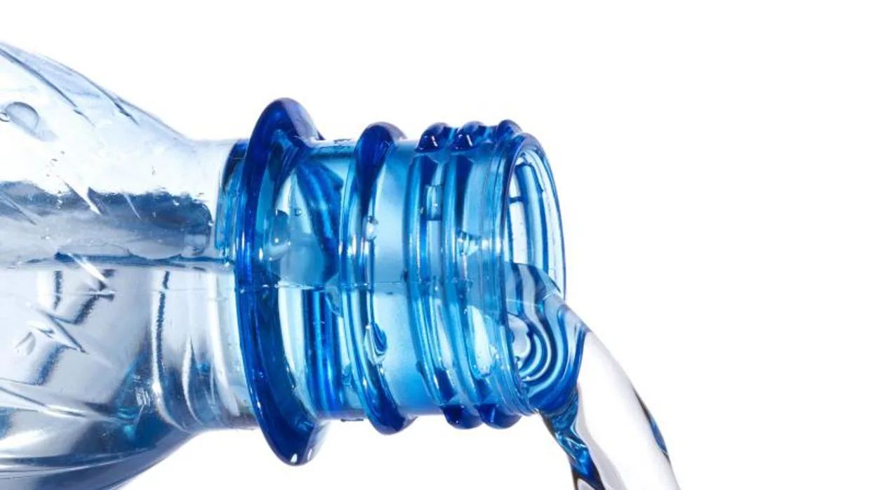 Si te aburre el agua, estas son las alternativas para hidratarte con pocas  calorías