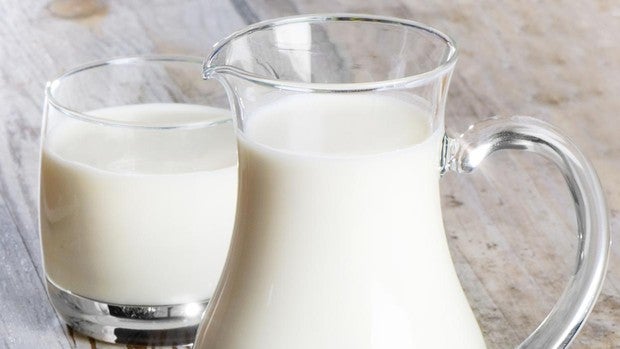 Los niños que beben leche entera tienen 40 por ciento menos probabilidades de tener sobrepeso u obesidad