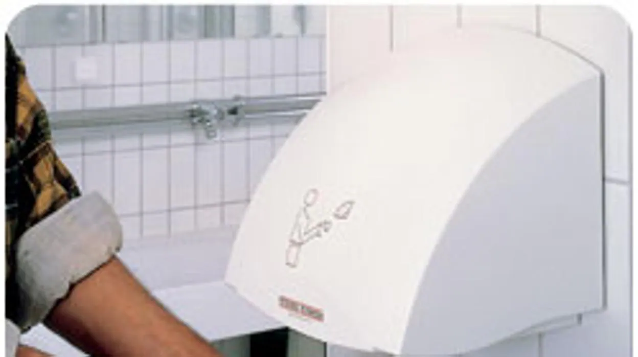 Las toallitas de papel, mucho más efectivas para eliminar coronavirus que  los secadores de manos
