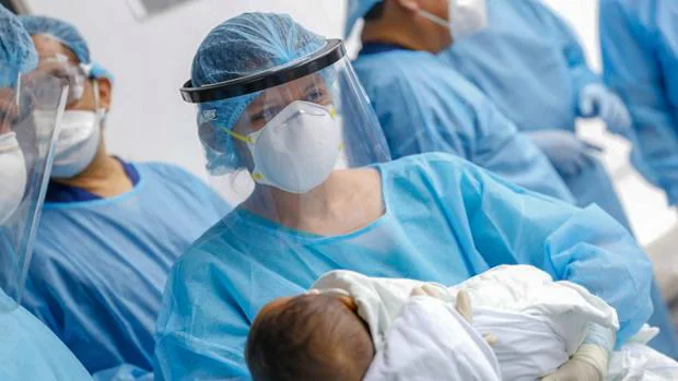 Caso sin precedentes: Trillizos mexicanos recién nacidos dan positivo a covid-19