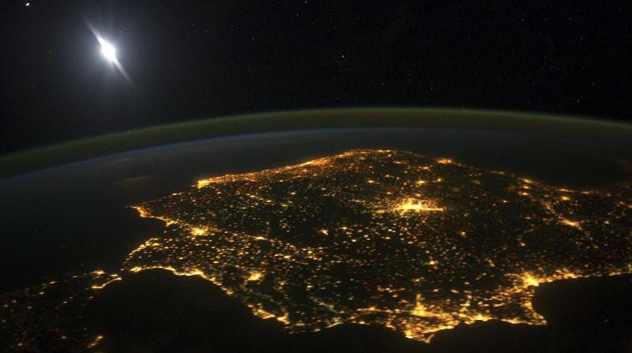 Imagen nocturna de la Península Ibérica captada desde la Estación Espacial Internacional