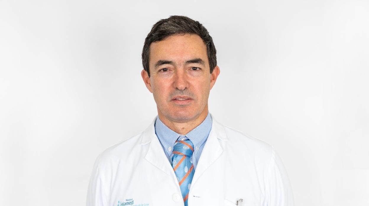 Dr. Francisco Trujillo Berraquero, cardiólogo del Hospital Viamed Santa Ángela de la Cruz