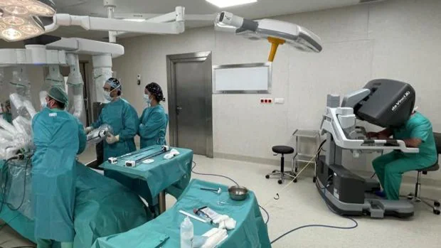 Robot Da Vinci Xi: la evolución de la cirugía laparoscópica en cirugía general y de aparato digestivo