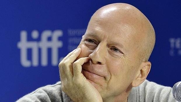 Qué es la afasia, la enfermedad que obliga a Bruce Willis a retirarse