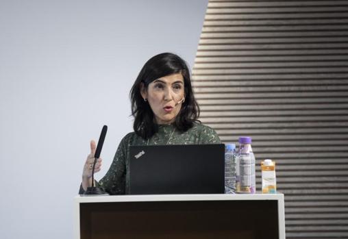 Pilar Sánchez Vera, de Vegenat, durante su intervención