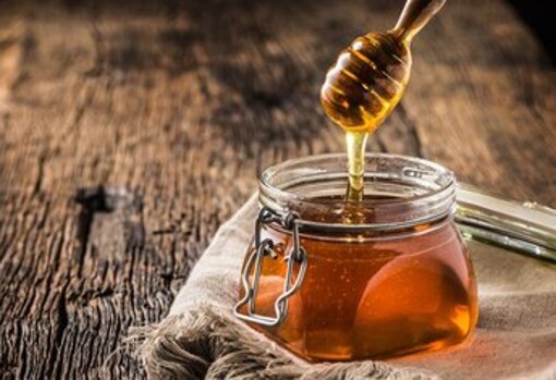 La miel, uno de los tradicionales remedios para combatir la tos