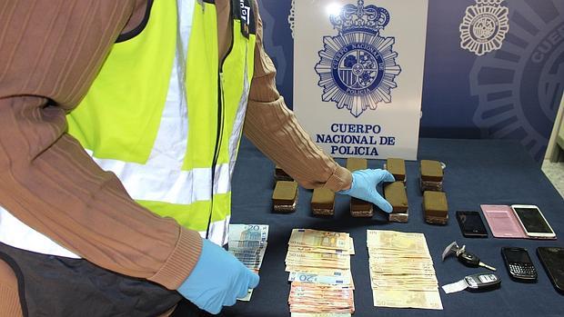 El material incautado durante la detención