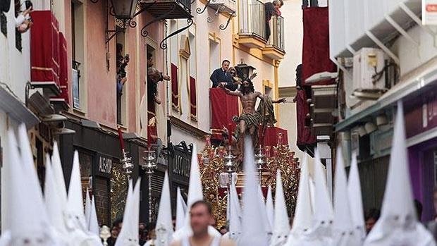 La lluvia no pudo con la Resurrección