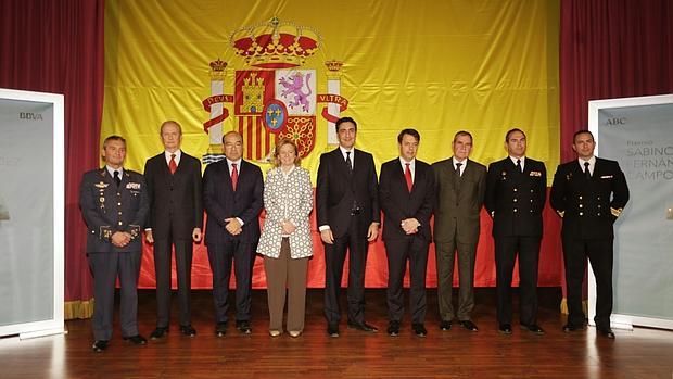 ABC y BBVA entregaron en Capitanía el IV Premio Sabino Fernández Campo