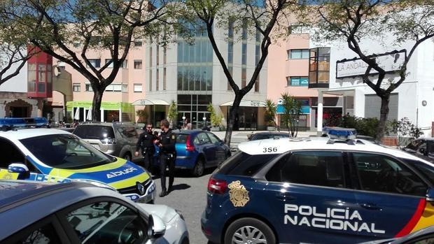 Muere a los 87 años por un fuego en su casa en Sevilla Este