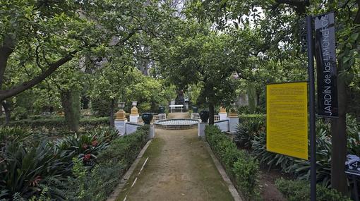 Jardín de los Limoneros del Palacio de Las Dueñas