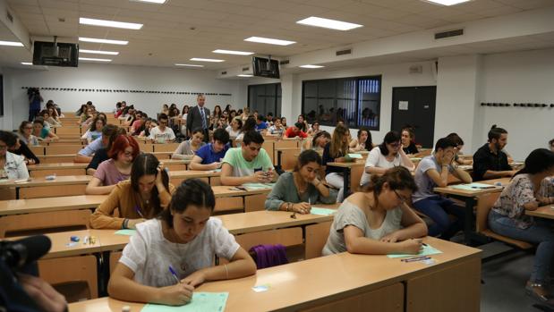 Comienza la última Selectividad de junio para más de 10.300 estudiantes en Sevilla