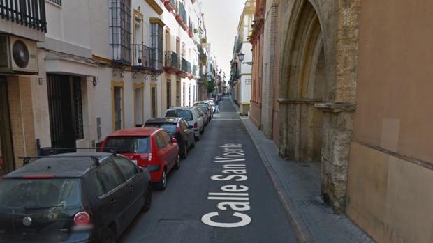 La calle será reurbanizada desde la esquina de iglesia de San Vicente hasta el cruce con Baños