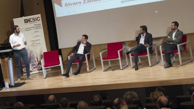 Álvaro Zamácola interviene junto a Alberto de Torres, Enrique Benayas y David Villaseca