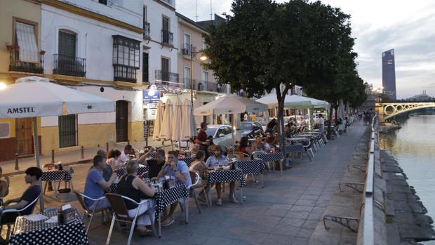 Veladores en la Betis