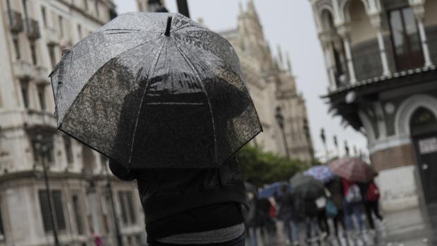 Sevilla dejará atrás la lluvia al inicio de semana, pero volverá a recibirla a partir del jueves