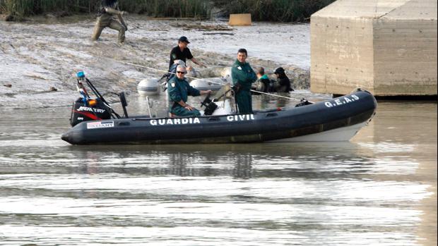 En febrero de 2009 se produjo la primera búsqueda de la joven sevillana en el río Guadalquivir