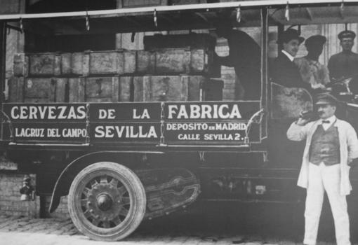 Un camión de Cruzcampo en 1920