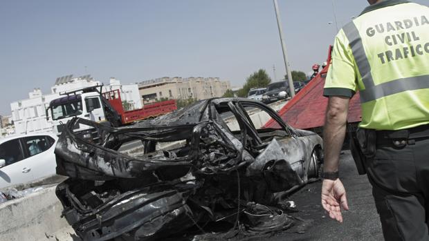 Accidente de tráfico localizado a la altura de Camas