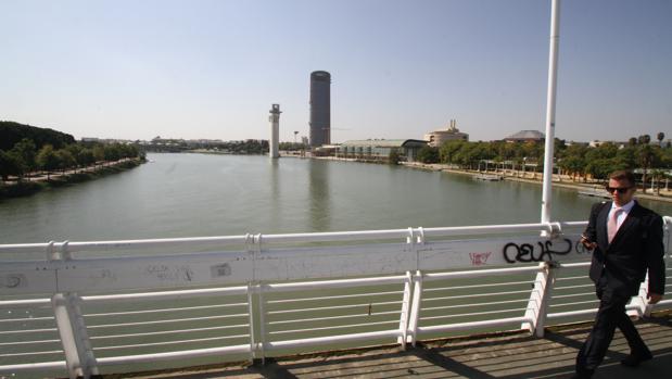 El Ayuntamiento de Sevilla renunció a reclamar a la Junta 3 millones para un puente