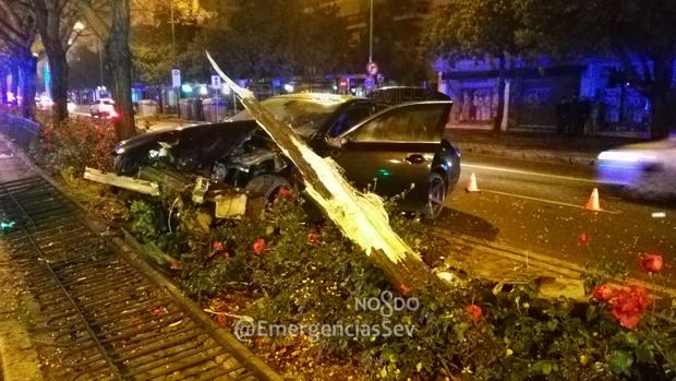 El vehículo de alta gama conducido por el autor del atropello en la avenida Luis de Morales