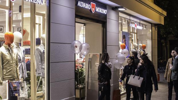 Álvaro Moreno abre dos nuevas tiendas de ropa para hombre en Sevilla