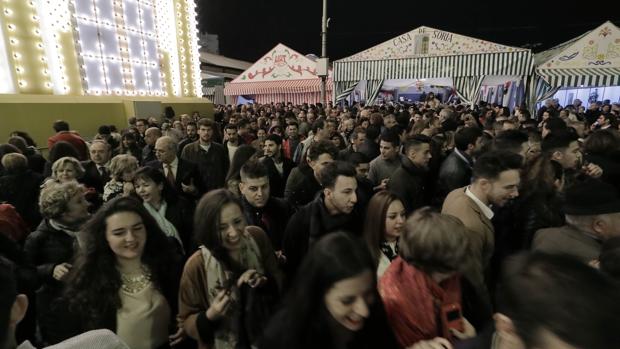 Sevilla ya vive su Feria de Abril 2017